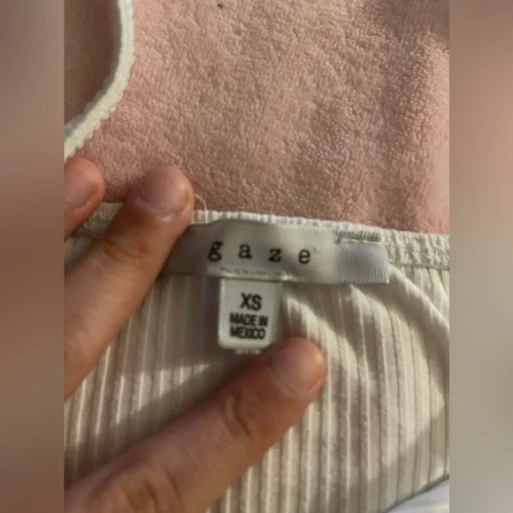 white crossed crop top - Picture 3 of 3